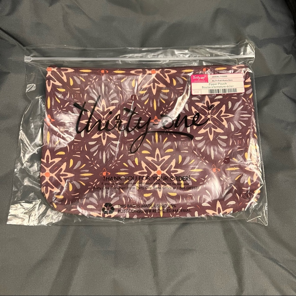 Thirty One Zipper Pouch